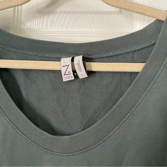 SOLD ON INSTA - Picture 2 of 3